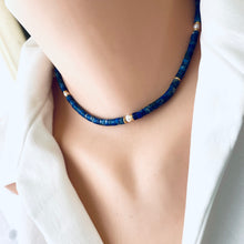 Carica l&#39;immagine nel visualizzatore di Gallery, Lapis Lazuli &amp; Pearl Choker Necklace, GP, 15-16.5&quot;
