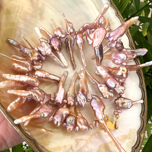 Spectacular Purplish Pink Biwa Pearls Necklace – 21” Inches – Gold Vermeil – Handmade in Canada
