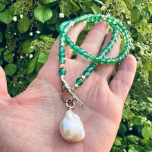 Load image into Gallery viewer, Green Onyx &amp; Baroque Pearl Toggle Necklace, Gold Bronze
