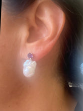 Lade das Bild in den Galerie-Viewer, Peridot, Amethyst, or Blue Topaz Studs &amp; Removable White Baroque Pearl Drop Earrings – Rhodium Plated Silver

