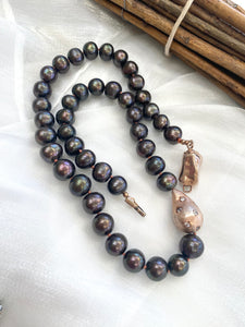 Black Pearl Chunky Necklace & Baroque Inspired Element, 20"inch, RG Vermeil – Canadian Jewelry