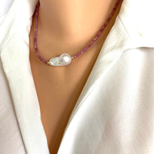 Lade das Bild in den Galerie-Viewer, Pink Tourmaline &amp; Baroque Pearl Necklace
