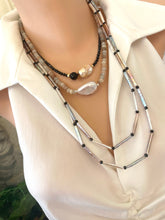 Charger l&#39;image dans la galerie, White, Pink and Grey Stick Pearls with Black Spinel Long Layering Necklace
