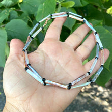 Charger l&#39;image dans la galerie, White, Pink and Grey Stick Pearls with Black Spinel Long Layering Necklace
