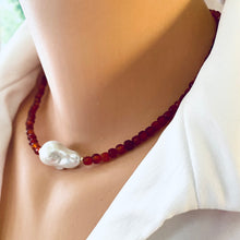 Carica l&#39;immagine nel visualizzatore di Gallery, Burnt Orange Carnelian Necklace, Freshwater White Baroque Pearl and Gold Filled Details, 16&quot;inches +2&quot;
