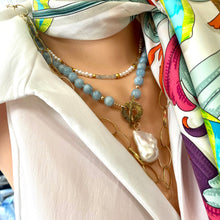 Lade das Bild in den Galerie-Viewer, Aquamarine necklace with baroque pearl pendant
