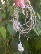Cargar imagen en el visor de la galería, Silver Pyrite Baroque Pearl Necklace – Long Lariat Wrap Design, 45"
