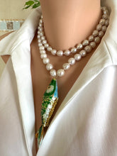 Lade das Bild in den Galerie-Viewer, green koi fish pendant on hand knotted baroque pearl long necklace 33"inches long and could be worn double strands 
