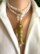 Charger l'image dans la galerie, White Baroque Pearl Necklace with Cloisonné Fish Pendant, 9–11mm Hand Knotted Pearls, 32" or 34"
