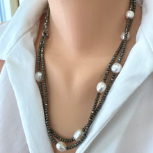 Lade das Bild in den Galerie-Viewer, Pyrite &amp; Pearl Long Necklace For Woman
