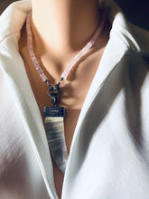 Carica l'immagine nel visualizzatore di Gallery, Faceted Rose Quartz Necklace, 6.5mm Heishi Indian Cut Beads, Oxidized Silver Diamond Pavé Clasp, 19"
