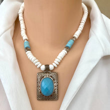Carica l&#39;immagine nel visualizzatore di Gallery, Vintage Turquoise Pendant with Tridacna Shell Beads Necklace, 17.5&quot;inches

