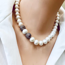 Carica l&#39;immagine nel visualizzatore di Gallery, Stunning Short White Pearl Bridal Necklace with Rose Gold Plated Silver Elements and CZ Pave Accents, 16.5&quot;inches
