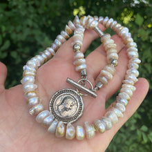 Lade das Bild in den Galerie-Viewer, Vintage-Inspired Lavender Baroque Pearl Necklace, Sterling Silver Statement Jewelry with Repro Roman Coin Toggle Clasp, 20&quot;In
