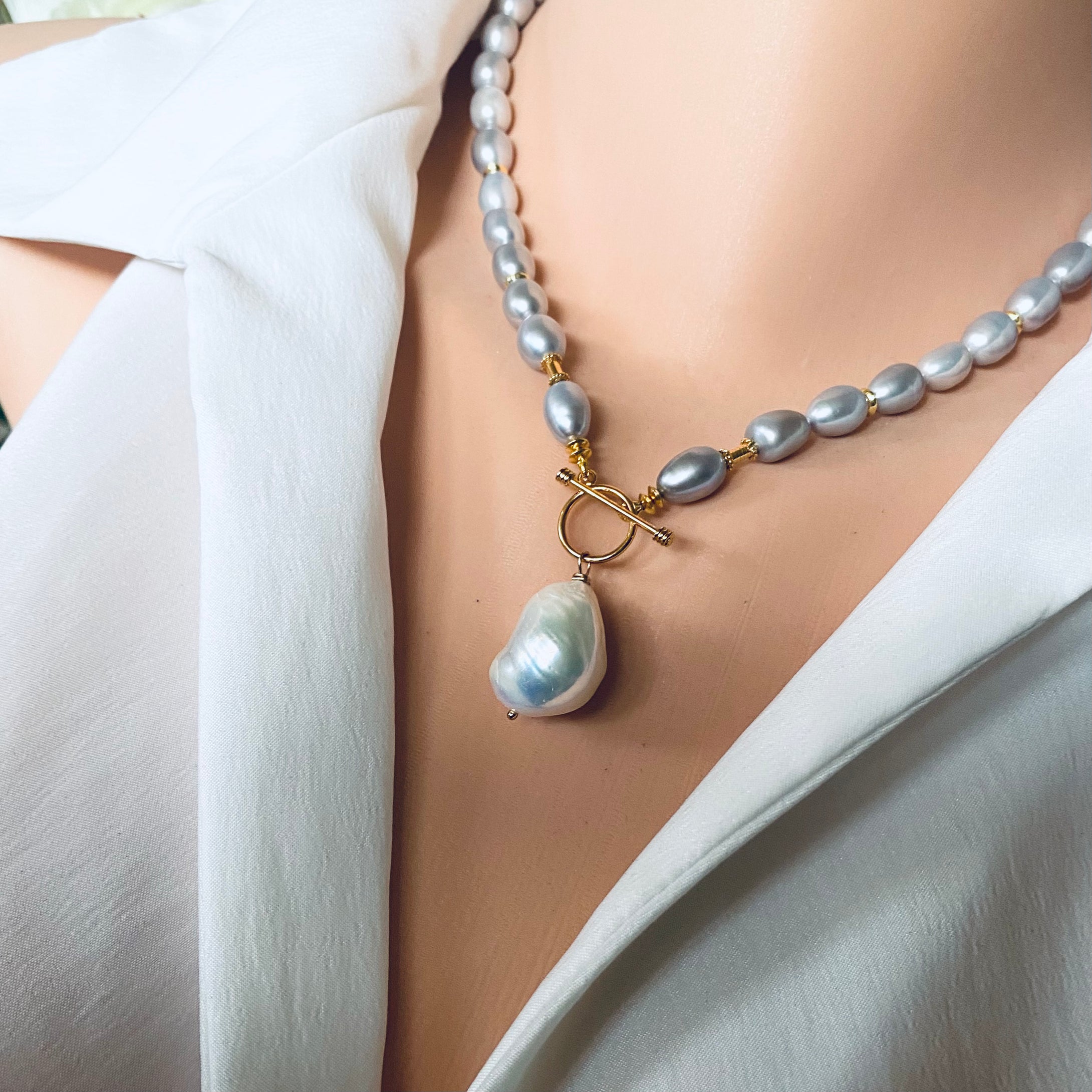 Grey Pearl Toggle Necklace with White Baroque Pearl Pendant, Gold Vermeil Silver Plated Details, 18.5