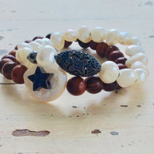 Carica l&#39;immagine nel visualizzatore di Gallery, Star Bracelet set. Pearl Bracelet Stack. Boho Chic Beach Bracelet Set
