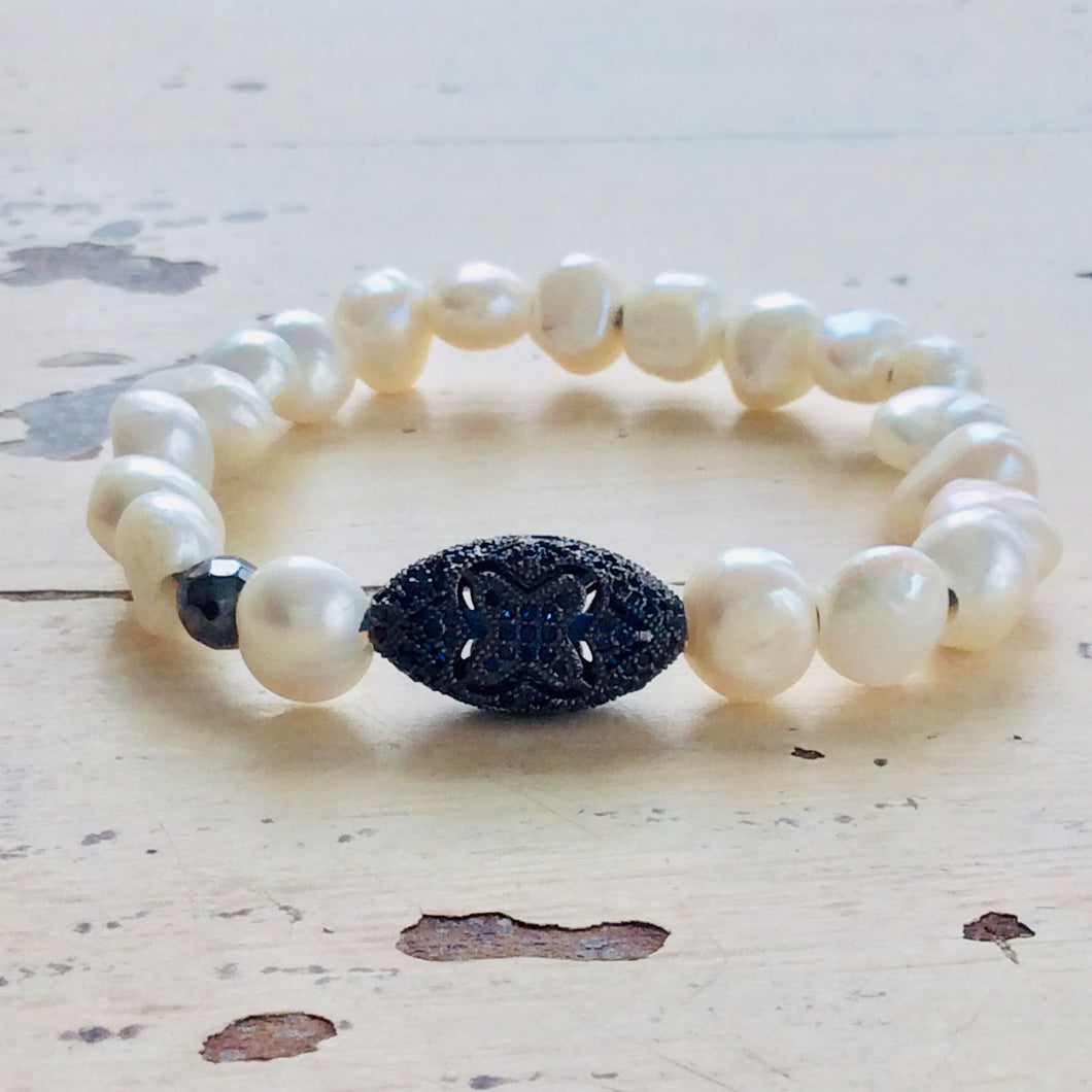 Star Bracelet set. Pearl Bracelet Stack. Boho Chic Beach Bracelet Set
