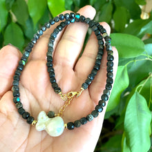 Charger l&#39;image dans la galerie, Black Turquoise and Freshwater Baroque Pearl Beaded Necklace, 16.5&quot;inches
