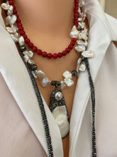 Charger l&#39;image dans la galerie, Keshi Pearl &amp; Hematite Beads Pendant Necklace
