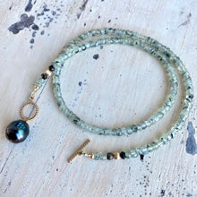 Lade das Bild in den Galerie-Viewer, Green Prehnite Beads and Tahitian Baroque Pearl Toggle Necklace, 18&quot;inches
