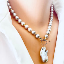 Cargar imagen en el visor de la galería, Lavender Pink Round Pearl Necklace w Baroque Pearl Charm Pendant, Vermeil Details, 18&quot;Inches
