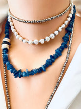 Charger l&#39;image dans la galerie, Blue Kyanite and Sapphire Beaded necklace with Button Pearls and Diamond Pave Details
