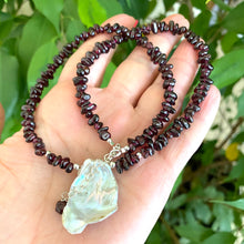 Charger l&#39;image dans la galerie, Garnet and Baroque Pearl Necklace, January Birthstone Necklace, Garnet Jewelry, Sterling Silver, 18&quot;inches
