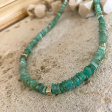 Carica l&#39;immagine nel visualizzatore di Gallery, Green Chrysoprase Heishi Square Beads Choker Necklace with Gold Vermeil, 15.75&quot;inches
