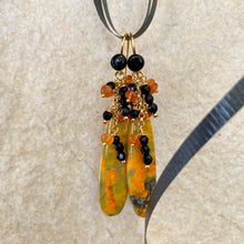 Cargar imagen en el visor de la galería, Bumble Bee Teardrop Stone, Carnelian &amp; Onyx Cluster Earrings, Gold Vermeil, 60MM
