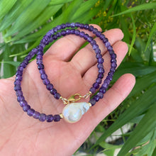 Lade das Bild in den Galerie-Viewer, Amethyst Cube beads short necklace
