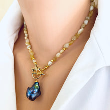 Cargar imagen en el visor de la galería, Yellow Opal Beads w Honey Bees Toggle Clasp &amp; Black Baroque Pearl, 16.5&quot;in
