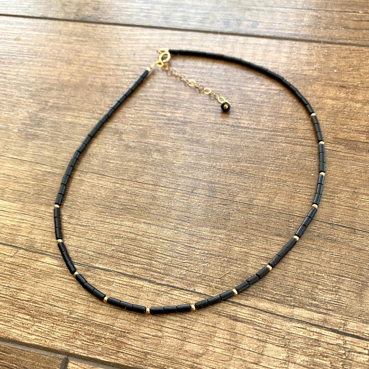 Collier ras du cou délicat en lapis-lazuli, onyx noir ou vert, plaqué or, 35,6 cm