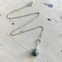 Charger l&#39;image dans la galerie, Tahitian Teardrop Pearl Pendant on Sterling Silver Ball Chain, 20&quot;or 22&quot;inches, June Birthstone
