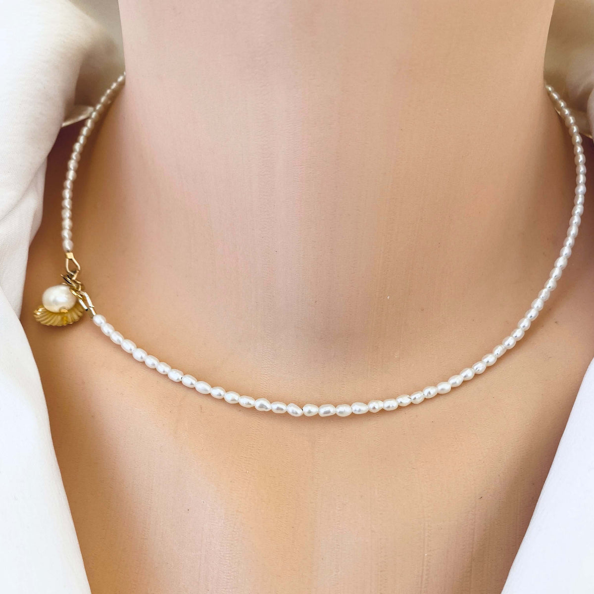 Pearl necklace with sea shell charm, 14K gold filled, handmade in Canada, perfect summer accessory.