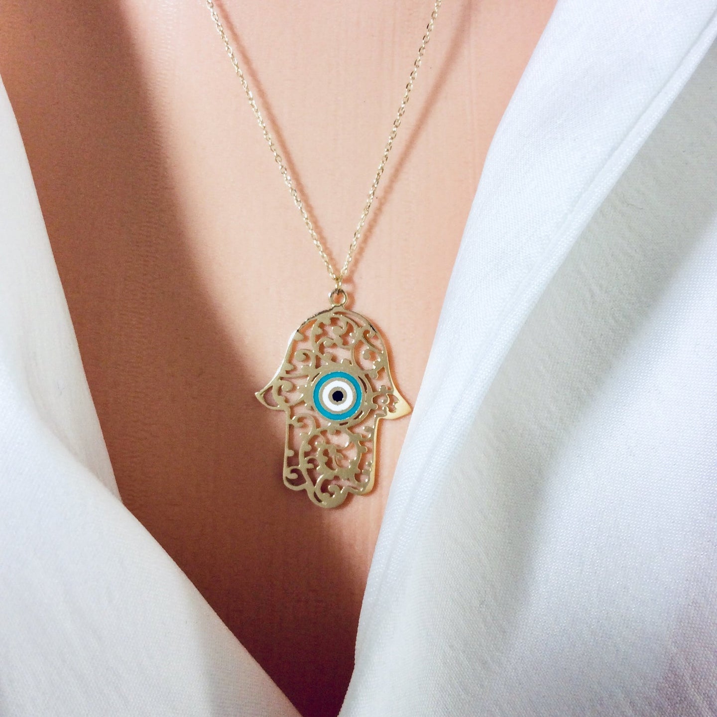Solid Gold 18K Dainty Minimalist Enamel Hamsa Necklace 20