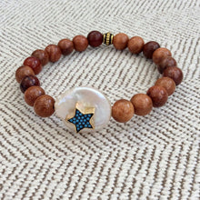 Carica l&#39;immagine nel visualizzatore di Gallery, Sandalwood Stretchy Bracelet Turquoise Heart &amp; Star, Coin Pearl Bracelet

