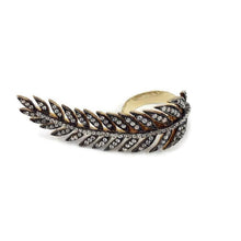 Load image into Gallery viewer, Vermeil leaf shape ring featuring an antique finish with cubic zirconia accents.
