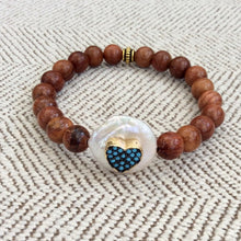 Lade das Bild in den Galerie-Viewer, Sandalwood Stretchy Bracelet Turquoise Heart &amp; Star, Coin Pearl Bracelet
