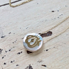 Cargar imagen en el visor de la galería, Solid Gold 18K Coin Pearl Allah Pendant, 16&quot;Inches Long
