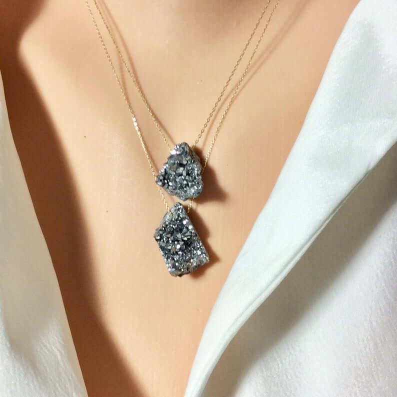 Pendentif en or massif 18 carats avec quartz druzy brut, pendentif flottant sur chaîne en or massif, 45,7 cm de long