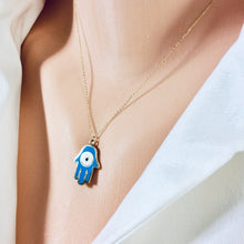 Charger l&#39;image dans la galerie, Collier pendentif mauvais œil en or massif 18 carats, délicat et émaillé, 40,6 cm de long
