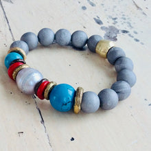Charger l&#39;image dans la galerie, Coral Pearl Silver Gray Druzy Agate Turquoise Baroque Pearl Stretch Bracelet
