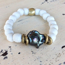 Cargar imagen en el visor de la galería, Large Baroque Pearl Bracelet &amp; Coral White African Tribal Recycled Glass Bracelet
