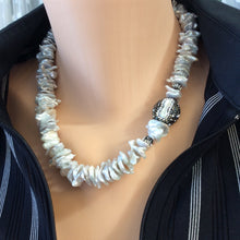 Carica l&#39;immagine nel visualizzatore di Gallery, Freshwater Silver White Keshi Pearls Bridal Jewelry
