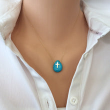 Lade das Bild in den Galerie-Viewer, Solid Gold 18K Minimalist Turquoise Cross Pendant Floating Thin Chain
