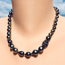 Carica l&#39;immagine nel visualizzatore di Gallery, Tahitian Baroque Pearls Champagne Diamond Necklace
